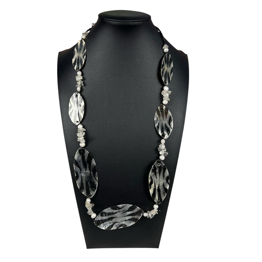 Plastic Beaded Shell Necklace